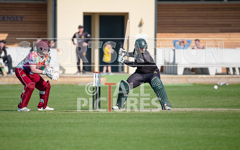Cannaccord Griffins v Sparsholt-29 - CANNACCORD GRIFFINS v SPARSHOLT