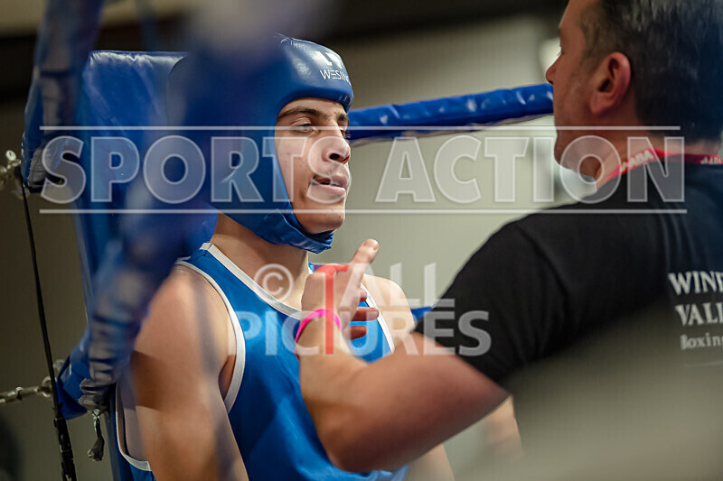 BOUT 5 - Ethan Le Moignan v Yoan Slaveykov-24 - BOUT 5 - Ethan Le Moignan v Yoan Slaveykov