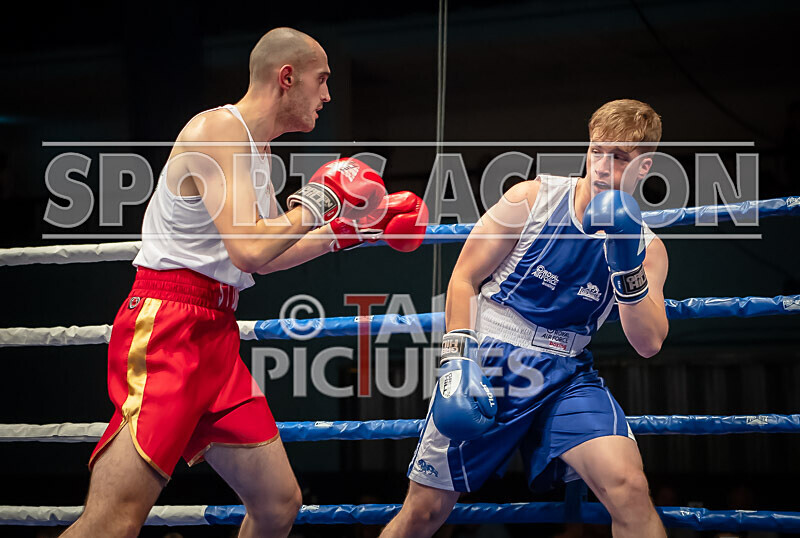 BOUT 9- Cameron Hards v Alex Sanderson-31 - BOUT 9: Cameron Hards v Alex Sanderson