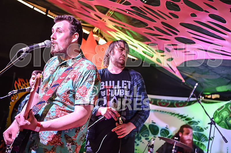 Honest Crooks-147 - HONEST CROOKS