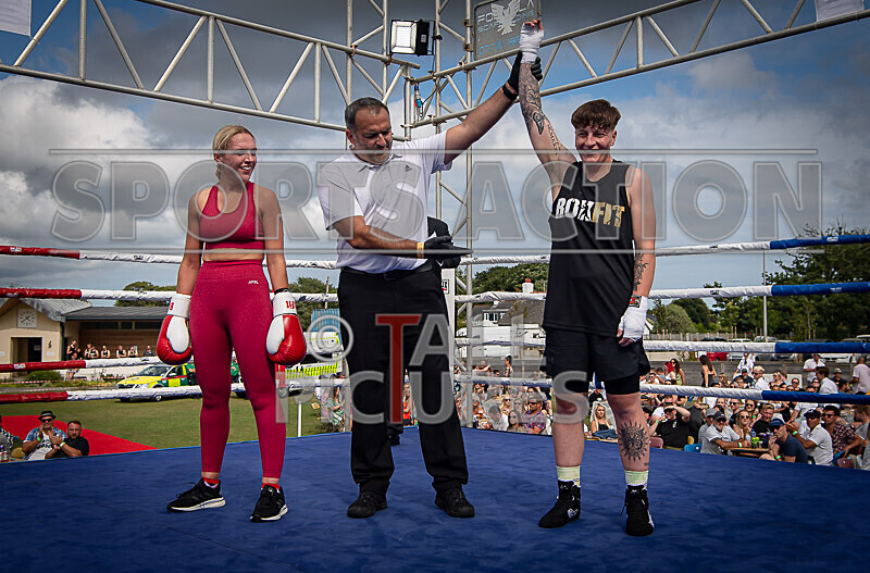 BOUT 5- Leonie Chardonnay Pike v Ellie Rocky Robinson-58 - BOUT 5- Leonie 'Chardonnay' Pike v Ellie 'Rocky' Robinson