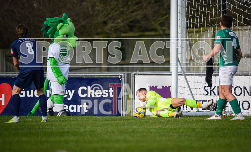 GFC v Binfield FC-14 - GFC v BINFIELD FC