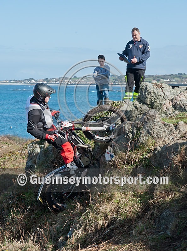 2-Day Trials_2012-104 - 2-DAY TRIALS 2012