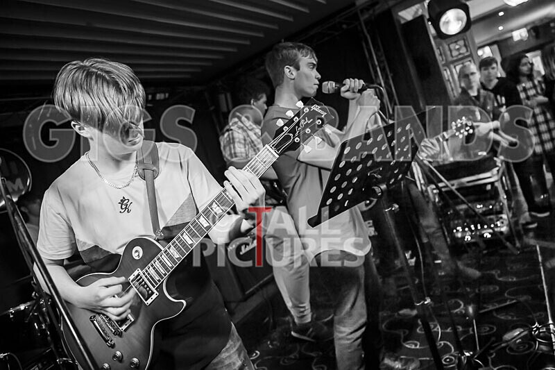 Motionless-67 - MOTIONLESS