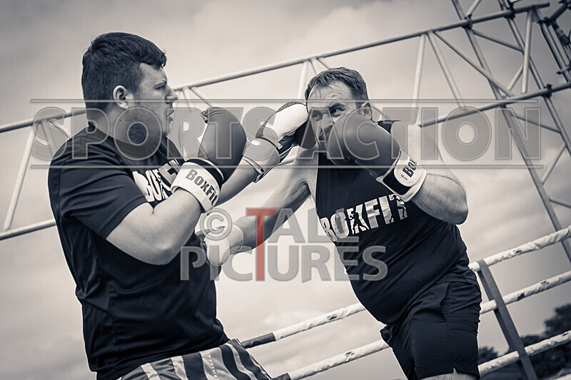 BOUT 1- Iron Mike Carre v Martin in Need of Help-19 - BOUT 1- 'Iron' Mike Carre v Martin 'in Need of' Help