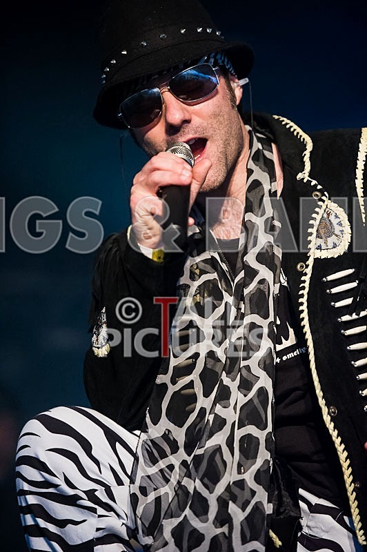 Big Machine_Chaos8-1 - BIG MACHINE