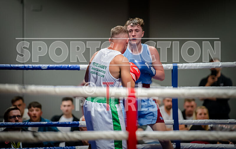 BOUT 11_Niall Adams v Blaine Lambert-33 - BOUT 11_Niall Adams v Blaine Lambert