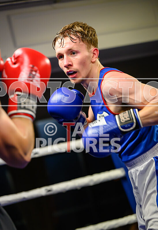 BOUT- 10 - Ruslan Gogercaks v Marcus Rees-30 - BOUT 10 - Ruslan Gogercaks v Marcus Rees