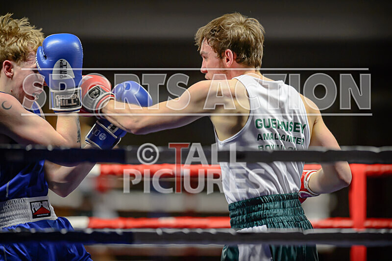BOUT 5- Martin Kublickis v Robbie Chipcase-18 - BOUT 5 - Martin Kublickis v Robbie Chipcase