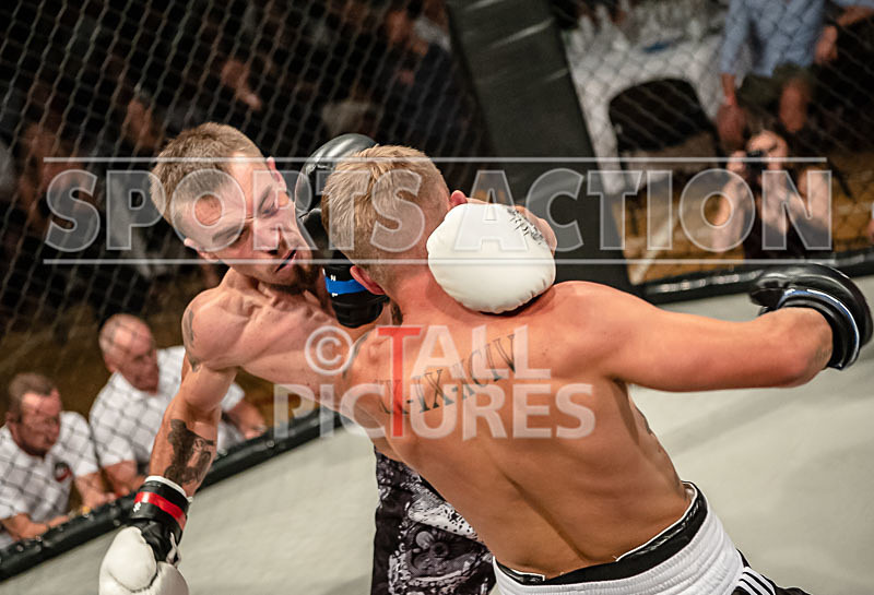 BOUT-2- Jason Enticott v Josh Manning-28 - BOUT-2: Jason Enticott v Josh Manning