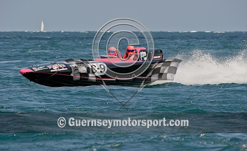 Guernsey Powerboat Racing 23-07-11-57 - ROUND-5 JETHOU COURSE