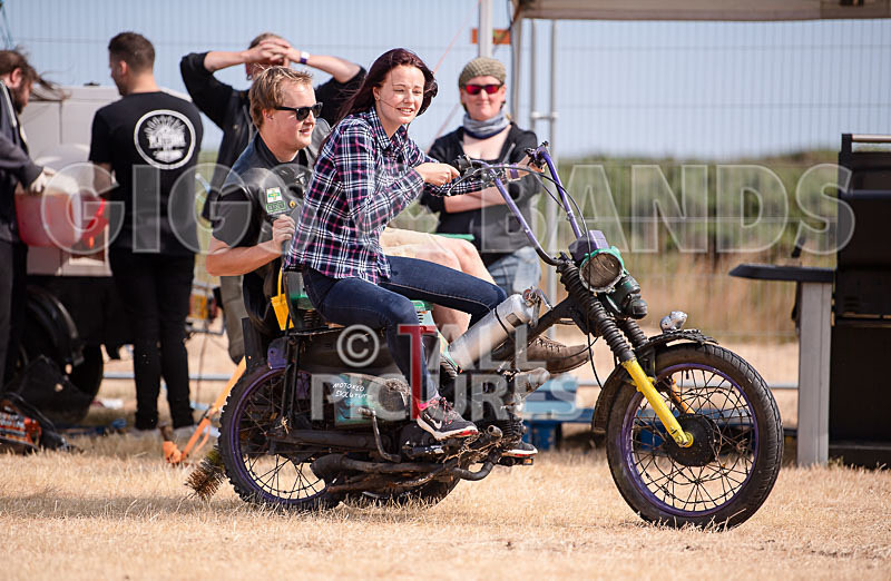 Games Chilli Trikes-21 - NEVER A DULL MOMENT AT CHAOS....