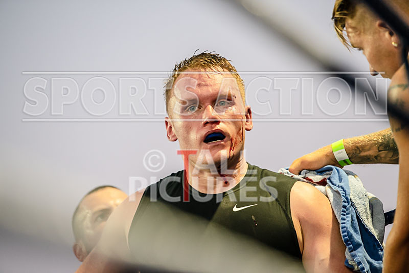 BOUT-15- Greg The Machine Gun Mackenzie v Jaques Big Dogg Colley-43 - BOUT-15: Greg 'The Machine Gun' Mackenzie v Jaques 'Big Dogg' Colley