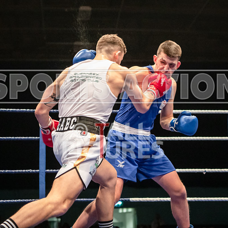 BOUT-21 - Billy Poullain v Ben Vaughan-14 - BOUT-21 - Billy Poullain v Ben Vaughan