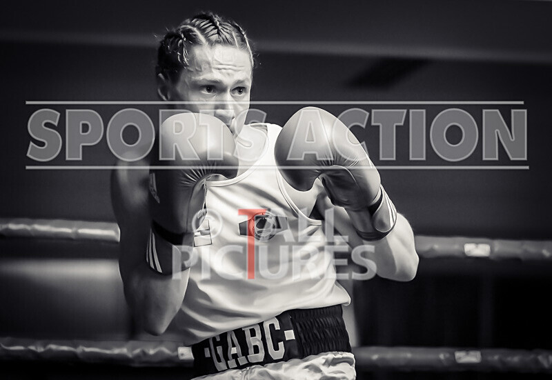 BOUT- 8 - Jay Wilson v Craig Rainey-27 - BOUT: 8 - Jay Wilson v Craig Rainey