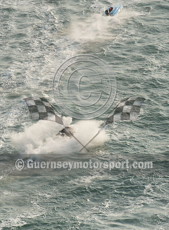 Worlds Powerboats_2014_Race-1-108 - UIM CLASS 3A & 3B WORLD OFFSHORE CHAMPIONSHIP_RACE-1