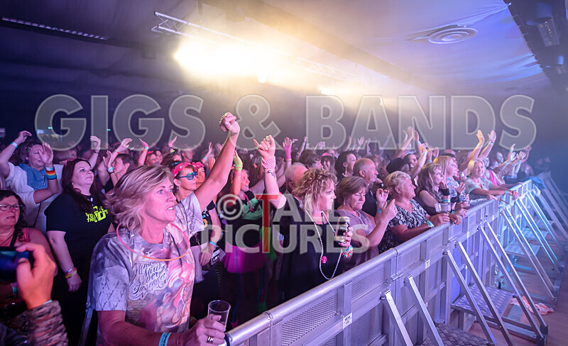 Eighties Explosion_2020_SCENE-8 - THE EIGHTIES EXPERIENCE 2020_SCENE