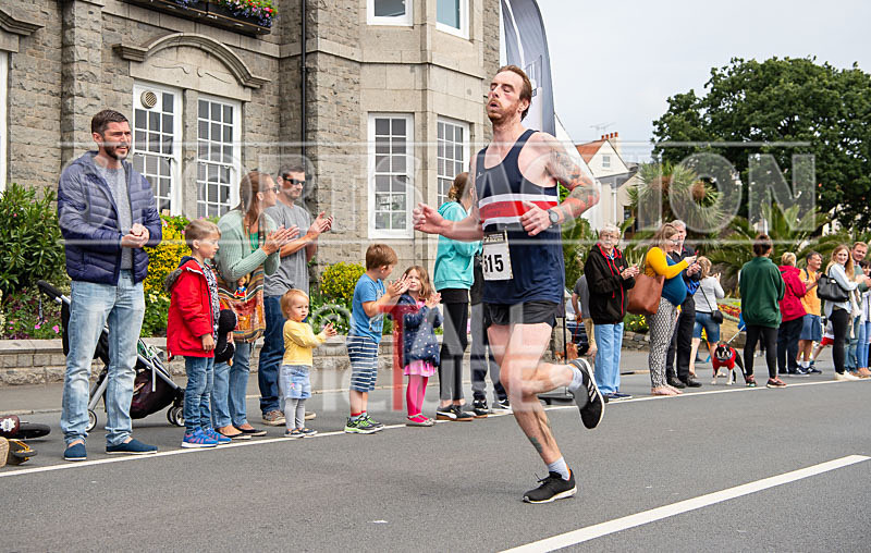 Guernsey Milk Half Marathon 2018-17 - GUERNSEY MILK HALF MARATHON 2018