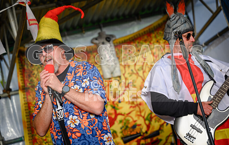 The Bensons-48 - THE BENSONS