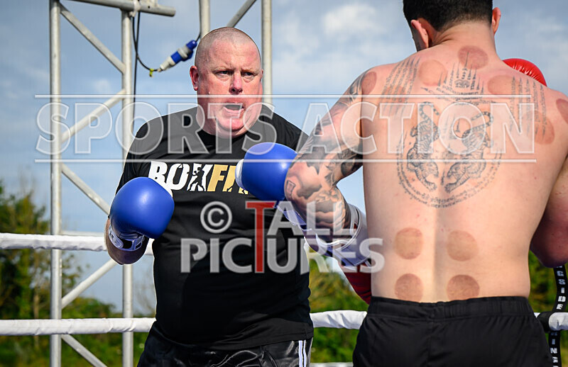 BOUT 6 - Keith the Terror of Tyneside v Sisco El Diablo Freitas-27 - BOUT 6 - Keith 'the Terror of Tyneside' v Sisco 'El Diablo' Freitas
