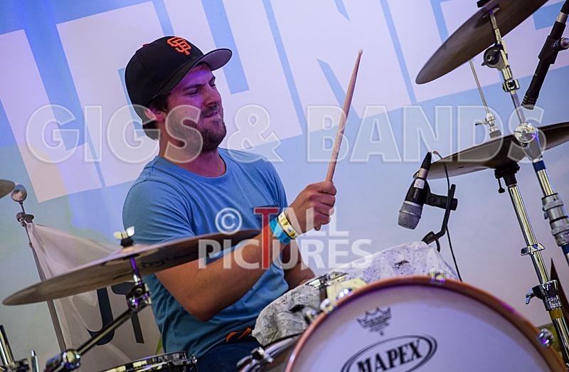 Any Given Sunday-4 - ANY GIVEN SUNDAY