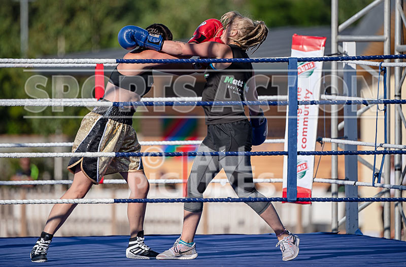 BOUT-2- Georgie The Cyclone Smith v Kayleigh White-38 - BOUT-2 Georgie 'The Cyclone' Smith v Kayleigh White