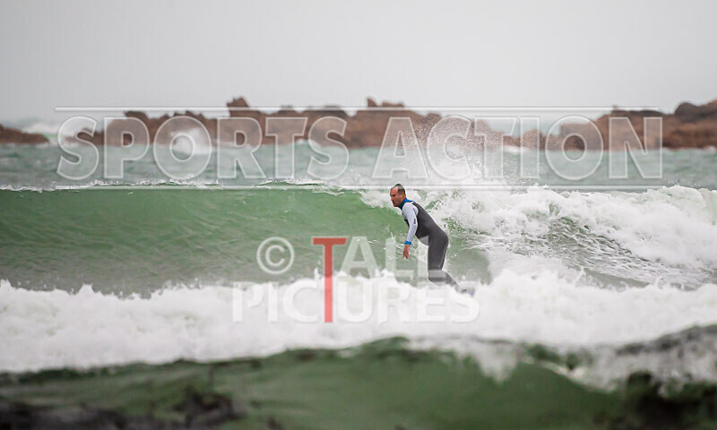 Surfing_01-11-2020-35 - SURFING AT VAZON BAY GUERNSEY