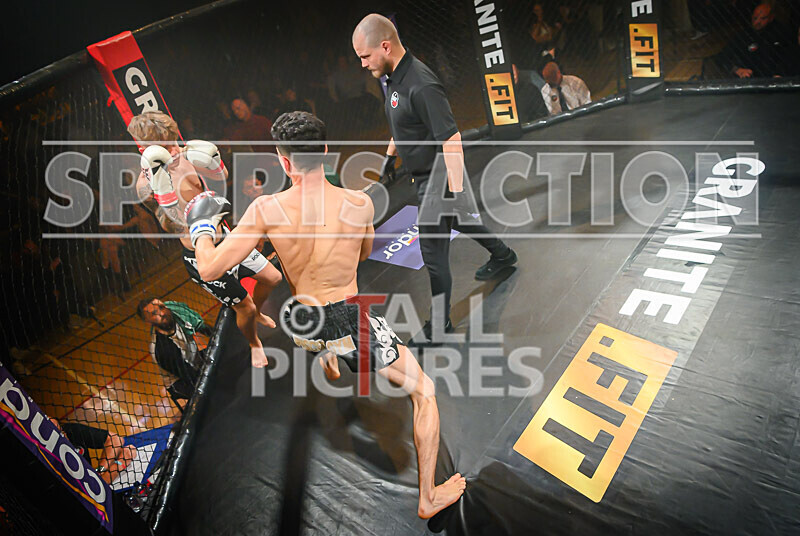 BOUT- 7 - Mo Khalifa v Braden Bougourd-21 - BOUT 7 - Mo Khalifa v Braden Bougourd