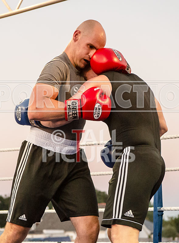 BOUT-15- Greg The Machine Gun Mackenzie v Jaques Big Dogg Colley-16 - BOUT-15: Greg 'The Machine Gun' Mackenzie v Jaques 'Big Dogg' Colley