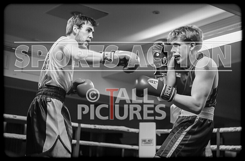 BOUT 5- Martin Kublickis v Robbie Chipcase-22 - BOUT 5 - Martin Kublickis v Robbie Chipcase