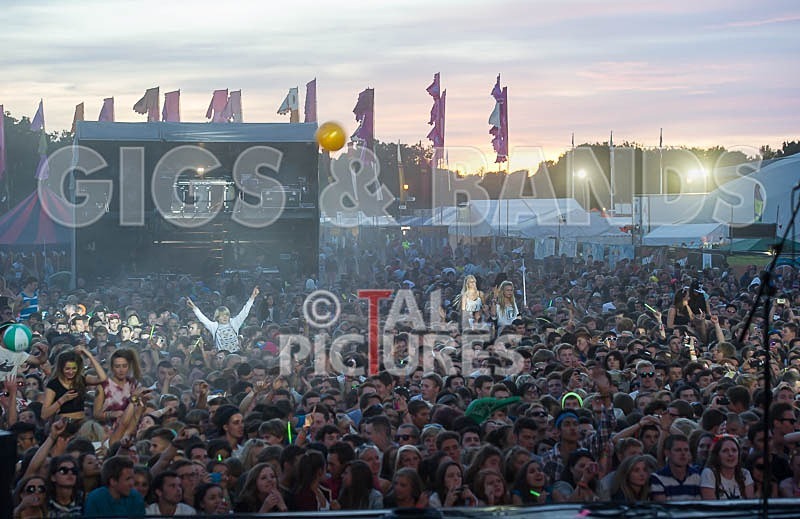 Jersey Live 2013_The Atmosphere-140 - SUNDAY - PICTURES FROM AROUND THE FESTIVAL