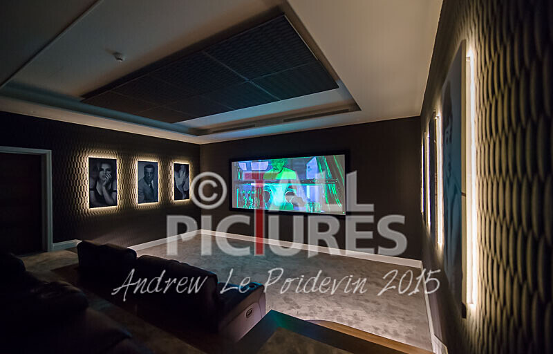 Ultimate Cinema-19 - A LUXURY CINEMA EXPERIENCE