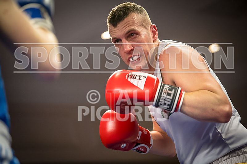 BOUT-8_Jimmy Lesbirel v Kayne Chapple-11 - BOUT-8_Jimmy Lesbirel v Kayne Chapple