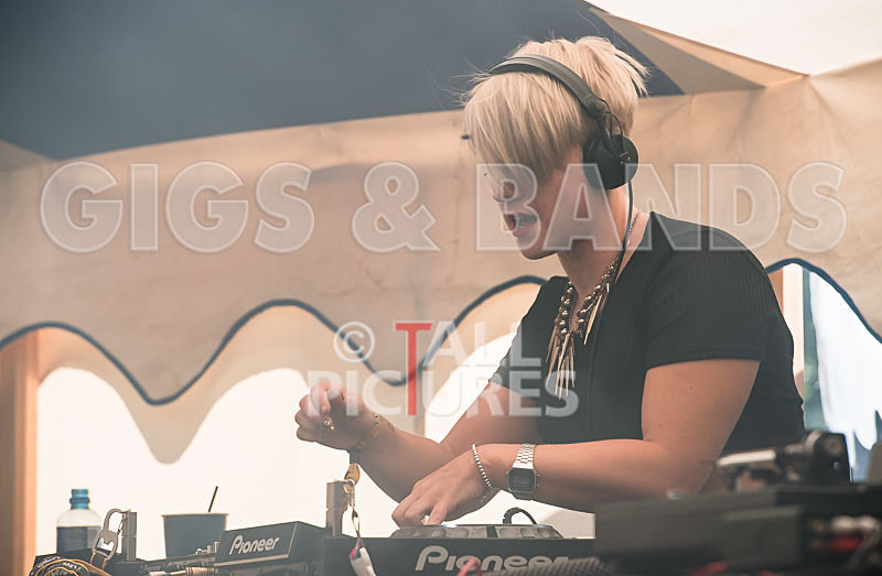 Hannah Jacques-2 - HANNAH JACQUES