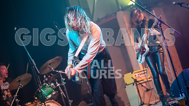 Beach Riot-91 - BEACH RIOT