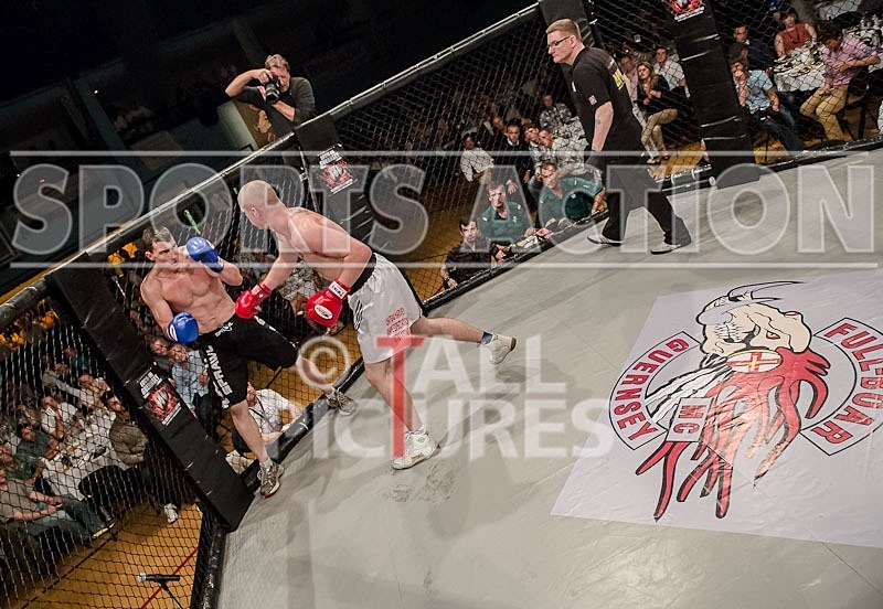 Cage Fighting_2012_Bout 4-46 - BOUT-4