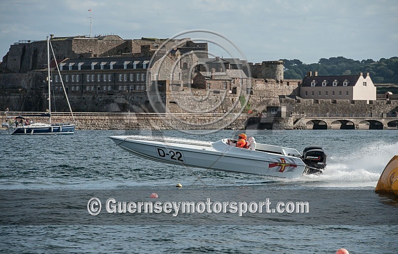 Powerboat Racing_04-08-2013-75 - RACE-9 NORTH BEACH OUTER