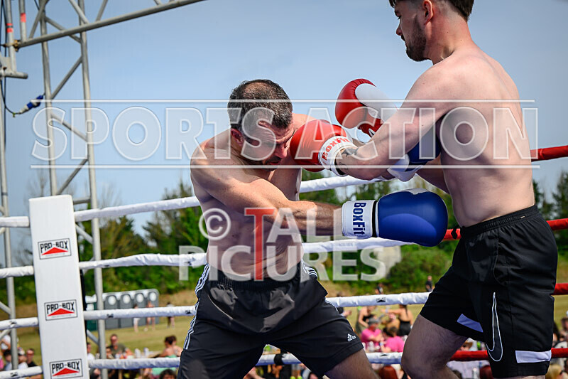 BOUT 2 - Roland 30 Seconds Archer v Sam Heart Breaker Catto-14 - BOUT 2 - Roland '30 Seconds' Archer v Sam 'Heart Breaker' Catto