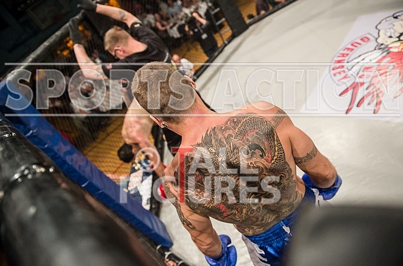 Cage Fighting_2012_Bout 8-17 - BOUT-8