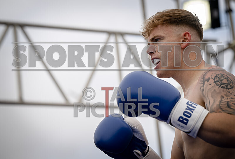 BOUT 10 Gareth the Marksman Morgan v Callum the Cannon Beausire-21 - BOUT 10- Gareth 'the Marksman' Morgan v Callum 'the Cannon' Beausire