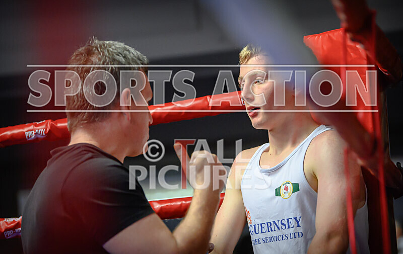 BOUT 6- Finn Walsh v Tom Brown-27 - BOUT 6 - Finn Walsh v Tom Brown