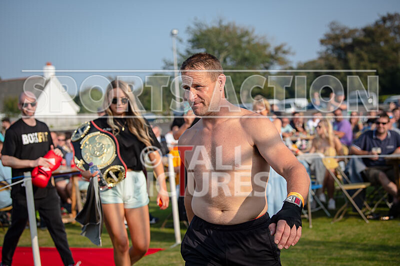 BOUT 9 - Jan -the Destroyer- Dame v Tom Schmiedhuber-4 - BOUT 9 - Jan 'the Destroyer' Dame v Tom Schmiedhuber