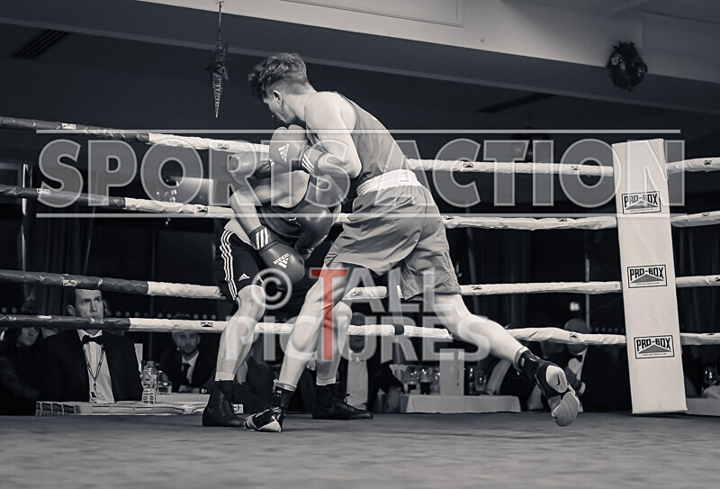 BOUT- 6_Aaron Gallichan v Andrew Kingston-42 - BOUT: 6_Aaron Gallichan v Andrew Kingston