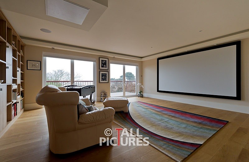 Avolution_Shoot-5-13 - LARGE SCREEN & PROJECTOR