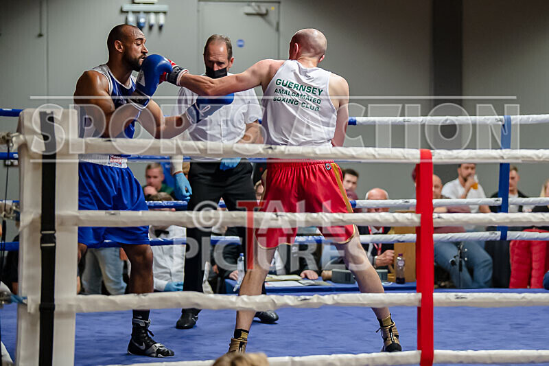 BOUT 9_Cameron Hards v Mark Pitt-13 - BOUT 9_Cameron Hards v Mark Pitt