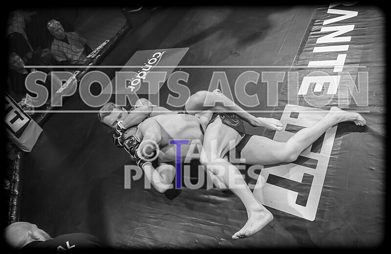 BOUT- 13 - Joe Graham v Sam Pearce-18 - BOUT 13 - Joe Graham v Sam Pearce