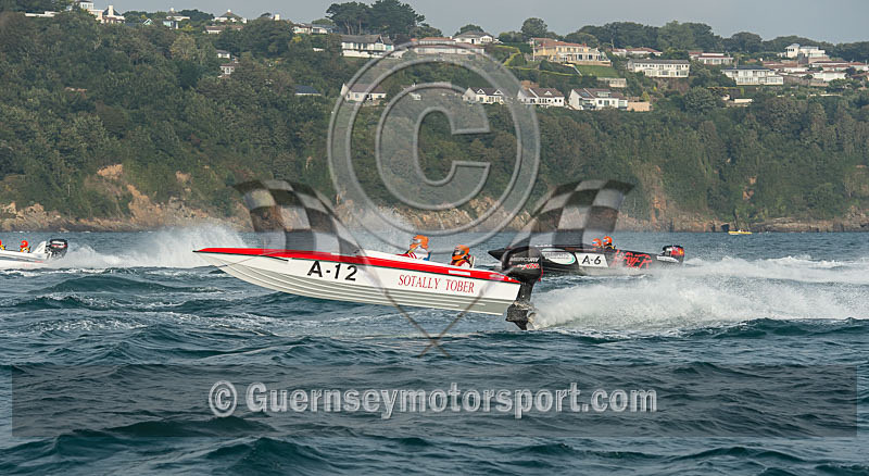 Worlds Powerboats_2014_Race-2-39 - UIM CLASS 3A & 3B WORLD OFFSHORE CHAMPIONSHIP_RACE-2