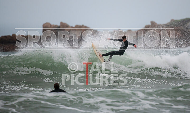 Surfing_01-11-2020-68 - SURFING AT VAZON BAY GUERNSEY