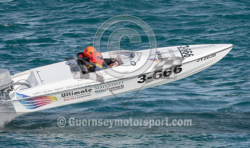 Powerboats_09-10-2016-73 - GPA STANLEY GIBBONS SERIES_RACE-10
