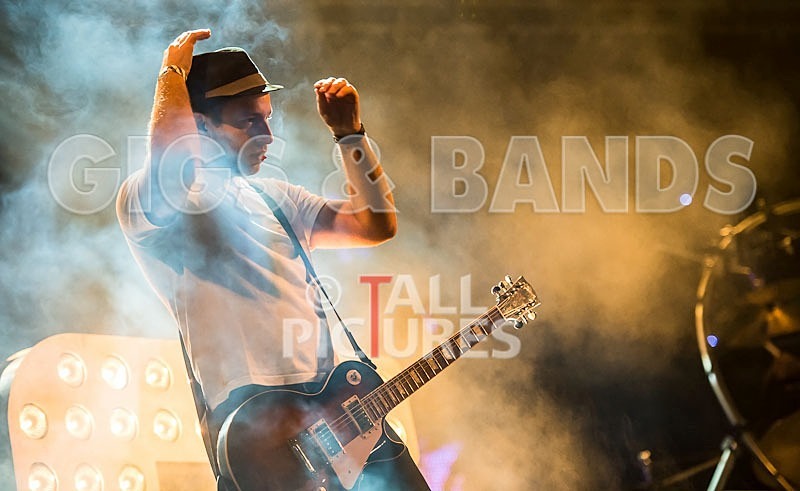 Chase  Status-26 - CHASE & STATUS